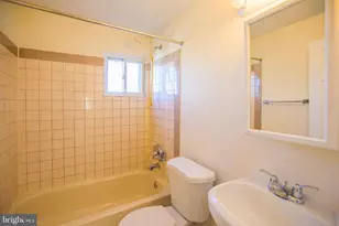2127 Jasmine Rd, Dundalk, MD 21222 - Photo 21