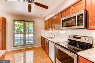 8552 London Bridge Way, Lutherville Timonium, MD 21093 - Photo 3