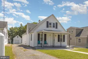 605 Mace Ave, Essex, MD 21221 - Photo 3