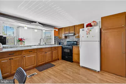 210 Trailway Road, Middle River, MD 21220 - Photo 5