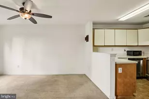 20 Deer Run Ct, Baltimore, MD 21227 - Photo 7