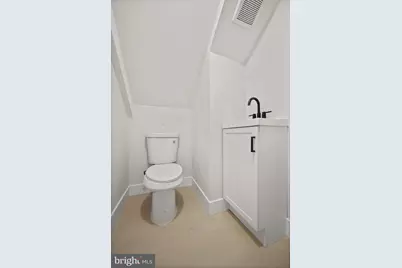 821 S Woodlynn Road, Baltimore, MD 21221 - Photo 21