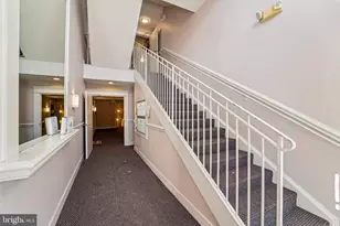 8813 Stoneridge Cir, Baltimore, MD 21208 - Photo 3