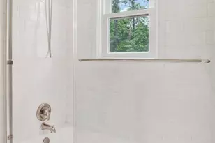 8205 Robin Hood Ct, Towson, MD 21204 - Photo 33