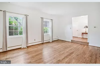 8205 Robin Hood Court, Towson, MD 21204 - Photo 7
