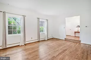 8205 Robin Hood Ct, Towson, MD 21204 - Photo 7