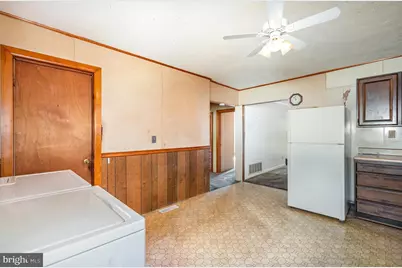 1940 Robinwood Road, Baltimore, MD 21222 - Photo 9