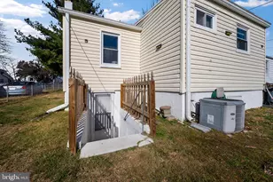 214 Parkwood, Dundalk, MD 21222 - Photo 17