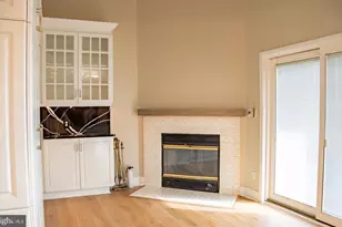 6907 Jones View Dr, Baltimore, MD 21209 - Photo 11