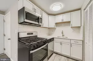 2007 Dineen Dr, Baltimore, MD 21222 - Photo 7