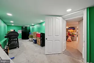 4101 Oak Rd, Baltimore, MD 21227 - Photo 19