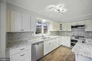 124 River Oaks Cir, Pikesville, MD 21208 - Photo 7