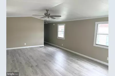 806 Leswood Court, Baltimore, MD 21222 - Photo 5