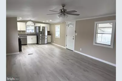 806 Leswood Court, Baltimore, MD 21222 - Photo 3