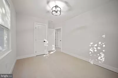 821 S Woodlynn Road, Baltimore, MD 21221 - Photo 15