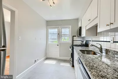 7 Cardinal Road, Essex, MD 21221 - Photo 11