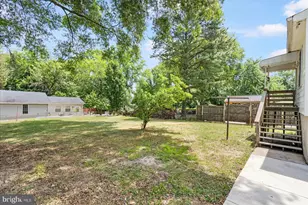 303 Miles Rd, Essex, MD 21221 - Photo 33