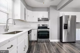 303 Miles Rd, Essex, MD 21221 - Photo 11