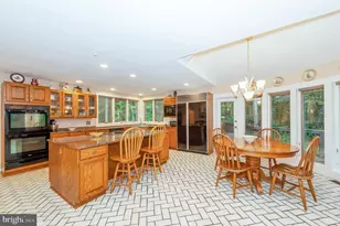 8 Jenny Ln, Pikesville, MD 21208 - Photo 11