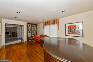 8 Jenny Ln, Pikesville, MD 21208 - Photo 5