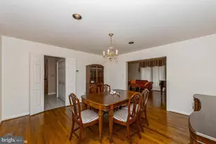 8 Jenny Ln, Pikesville, MD 21208 - Photo 9