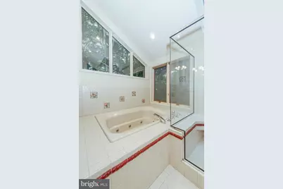 8 Jenny Lane, Pikesville, MD 21208 - Photo 27