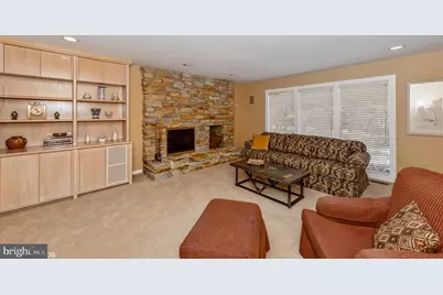 8 Jenny Lane, Pikesville, MD 21208 - Photo 19