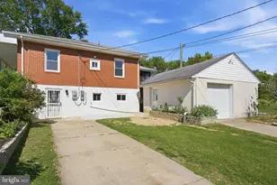 2301 Bayside Dr, Baltimore, MD 21221 - Photo 3