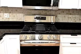 12105 Tullamore Ct, Lutherville Timonium, MD 21093 - Photo 7