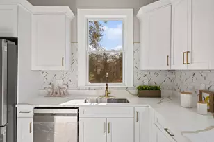 9303 Hillside Ave, Parkville, MD 21234 - Photo 13