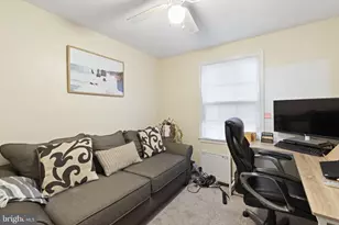 5380 King Arthur Cir, Baltimore, MD 21237 - Photo 11