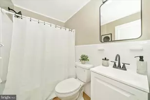 4 N Belle Grove Rd, Baltimore, MD 21228 - Photo 25