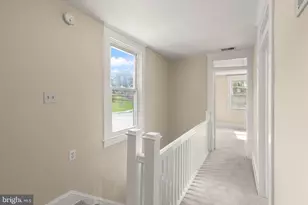 240 Burke Ave, Towson, MD 21286 - Photo 19