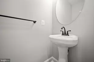 9436 Ridgely Ave, Baltimore, MD 21234 - Photo 17