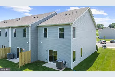 8110 Bartholomew Court, Baltimore, MD 21206 - Photo 5