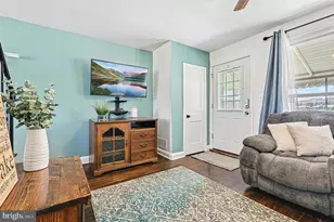 8272 Kavanagh Rd, Baltimore, MD 21222 - Photo 5