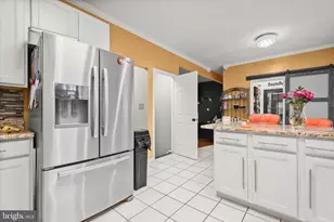 9208 Liberty Rd, Randallstown, MD 21133 - Photo 11