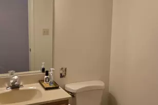 6801 Upper Mills Cir, Baltimore, MD 21228 - Photo 17