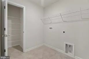 8 Comes Rdg Ct, Rosedale, MD 21237 - Photo 25