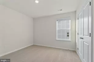 8 Comes Rdg Ct, Rosedale, MD 21237 - Photo 21