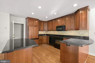 1112 Hampton Garth, Baltimore, MD 21286 - Photo 19