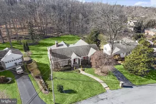 1112 Hampton Garth, Baltimore, MD 21286 - Photo 3