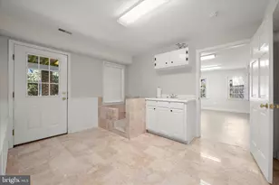 1112 Hampton Garth, Baltimore, MD 21286 - Photo 73