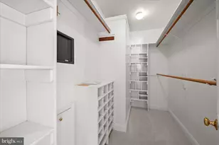 1112 Hampton Garth, Baltimore, MD 21286 - Photo 41