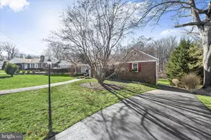 1112 Hampton Garth, Baltimore, MD 21286 - Photo 5