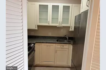 11 Slade Avenue #715, Baltimore, MD 21208 - Photo 17