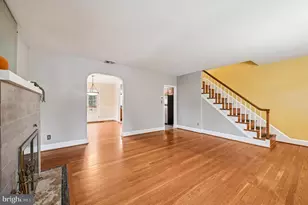 19 Somerset Rd, Baltimore, MD 21228 - Photo 5
