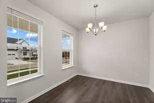 5 Comes Rdg Ct, Rosedale, MD 21237 - Photo 3