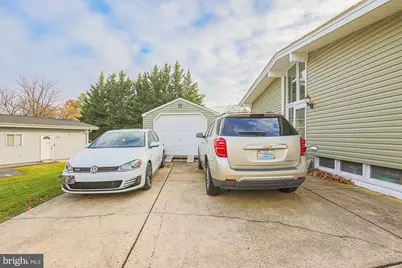 8205 Arrowhead Road, Baltimore, MD 21208 - Photo 5