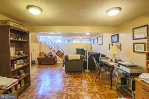 8205 Arrowhead Rd, Baltimore, MD 21208 - Photo 17